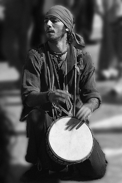 Medieval Fayre performer
